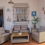 Villa Lola 14 *